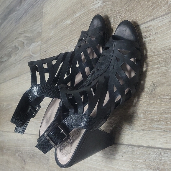 Vince Camuto Black Leather Heels with Laser Cutouts Size 8 - Picture 1 of 8